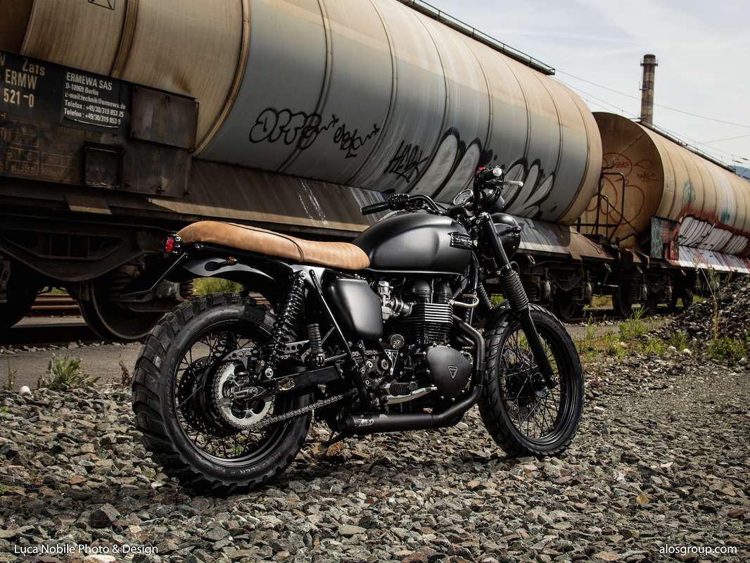 alos-bonneville-black-terrain_006